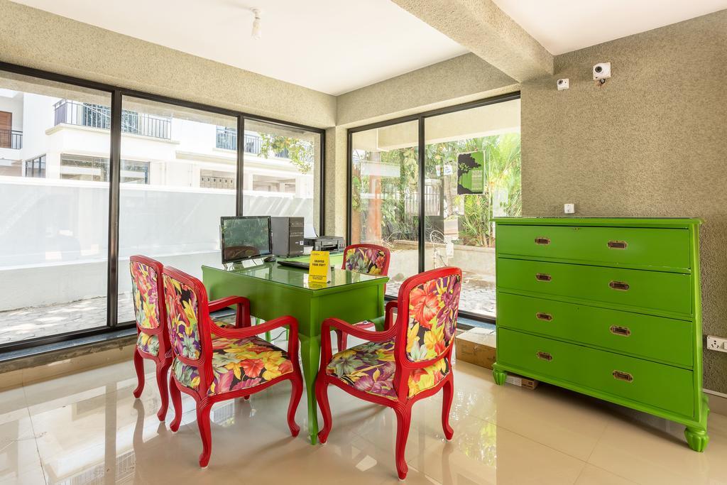Treebo Trend Zeebo Suites Arpora Esterno foto