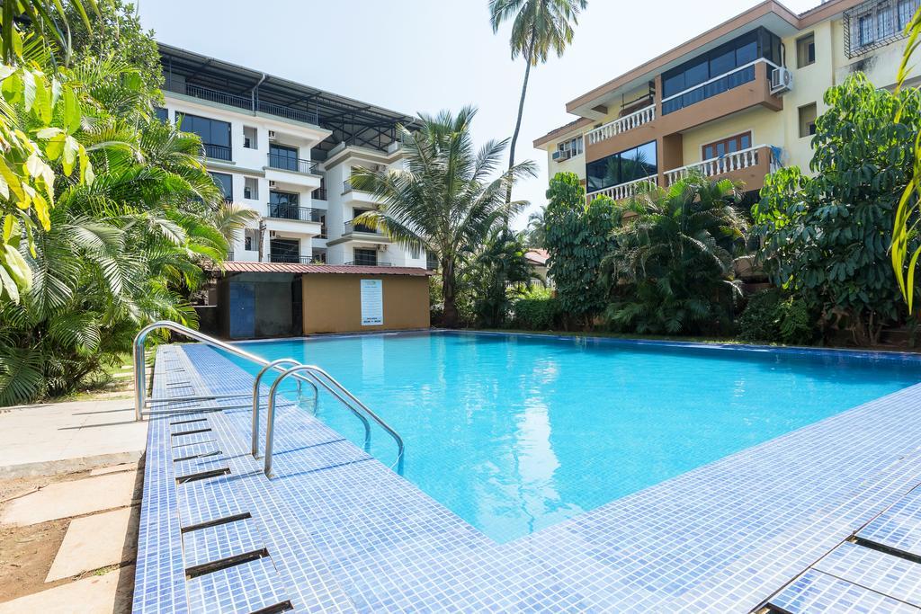 Treebo Trend Zeebo Suites Arpora Esterno foto