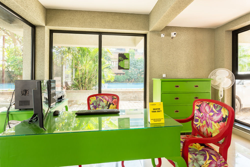 Treebo Trend Zeebo Suites Arpora Esterno foto